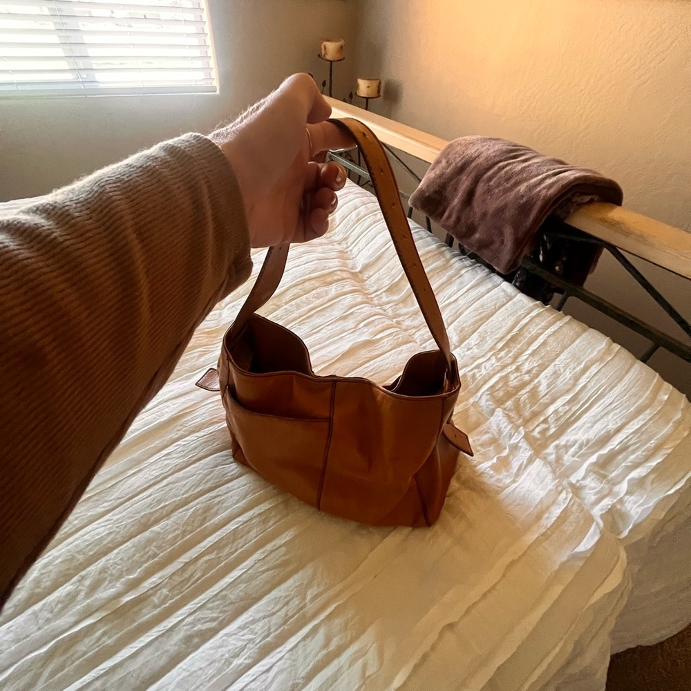 Hobo brand cute purse ,) Leather with standard cute paisley interior